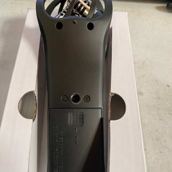 Zoom ZH1 H1 Handy Portable Digital Recorder (NEW) - Picture 3 of 13